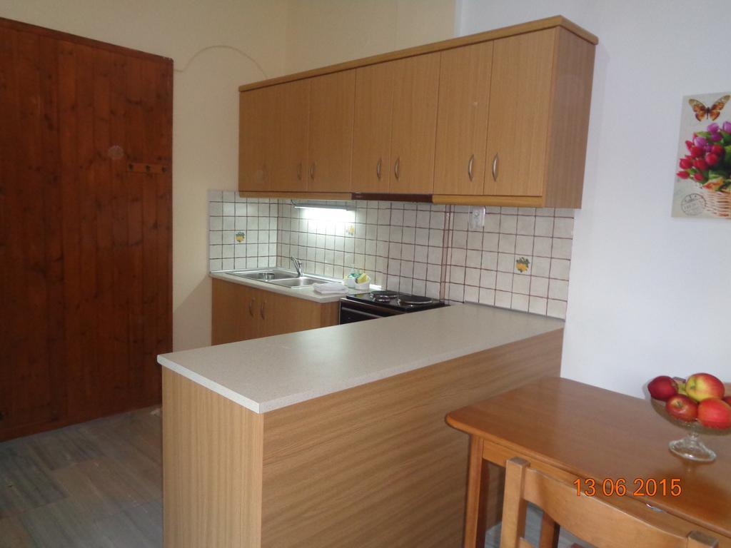 Soldatos Rooms Marantochori Номер фото