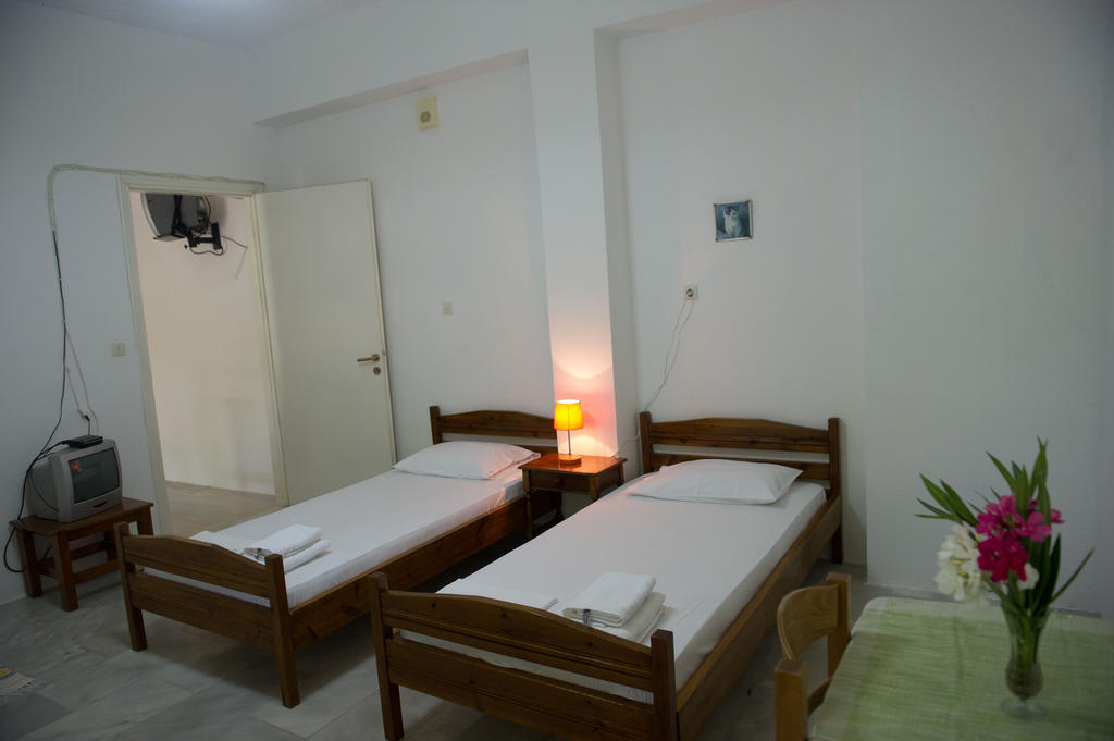 Soldatos Rooms Marantochori Номер фото